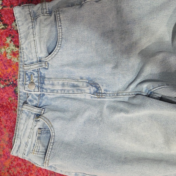 SHEIN Light Blue Relaxed Fit Jeans | Size Medium - Picture 3 of 4